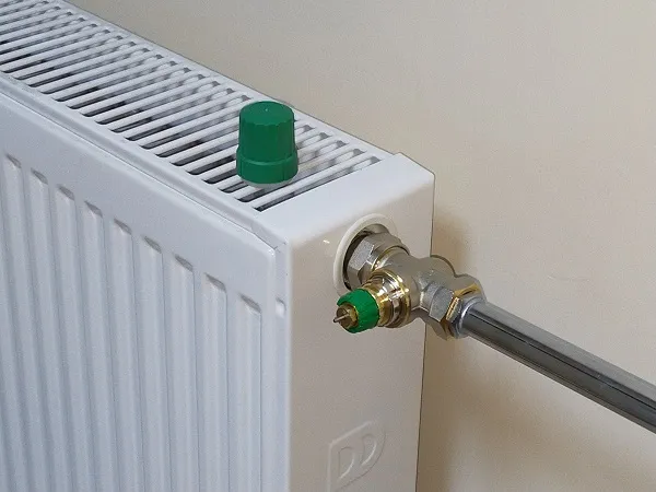 Danfoss Basınçtan Bağımsız Düz Tip Termostatik Vana Gövdesi RA-DV 15