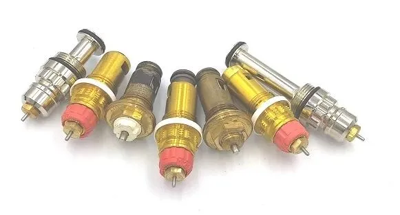 Danfoss Uzun Tip Kompakt Radyatör Çekirdeği Dıştan Contalı