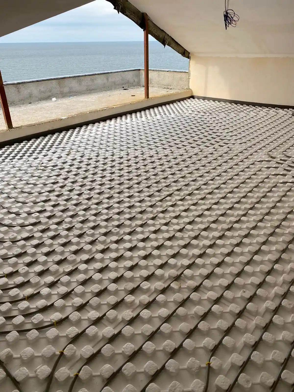 <h3>Neden Yerden Isıtmayı Seçmelisiniz?</h3>